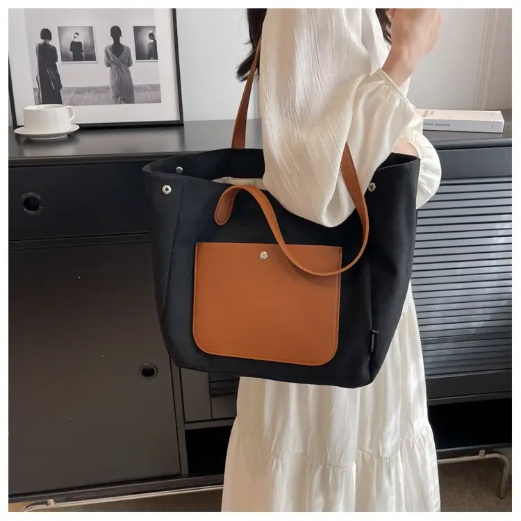 Women Large Canvas Shoulder Bag 2026 — feature 23