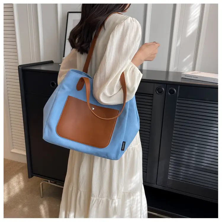Women Large Canvas Shoulder Bag 2026 — feature 27