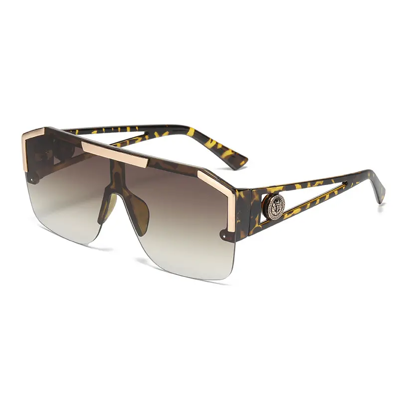 New Lion Head Sunglasses Black Gold Large Frame