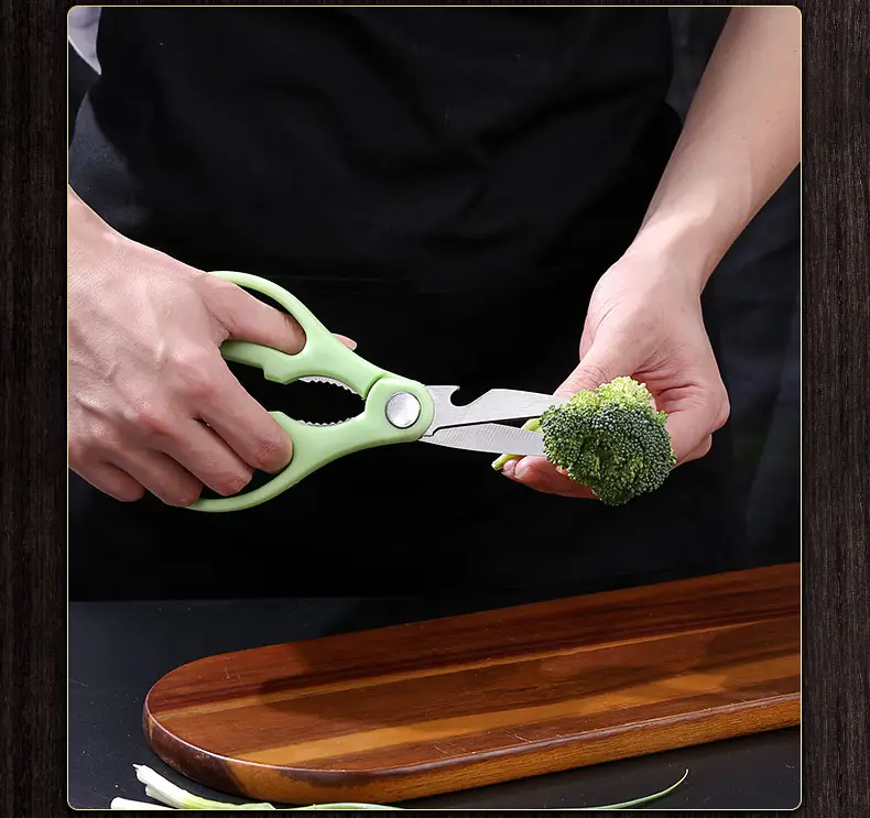 Multi-Functional Stainless Steel Kitchen Scissors — feature 17