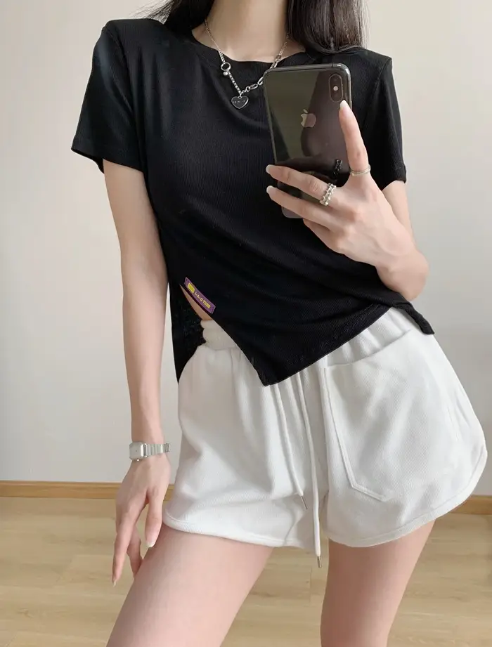 Women's Black Super Short Casual Shorts Large Pocket — feature 25