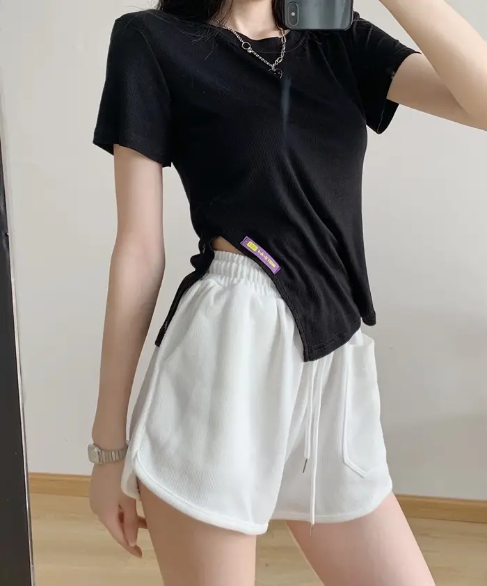 Women's Black Super Short Casual Shorts Large Pocket — feature 26