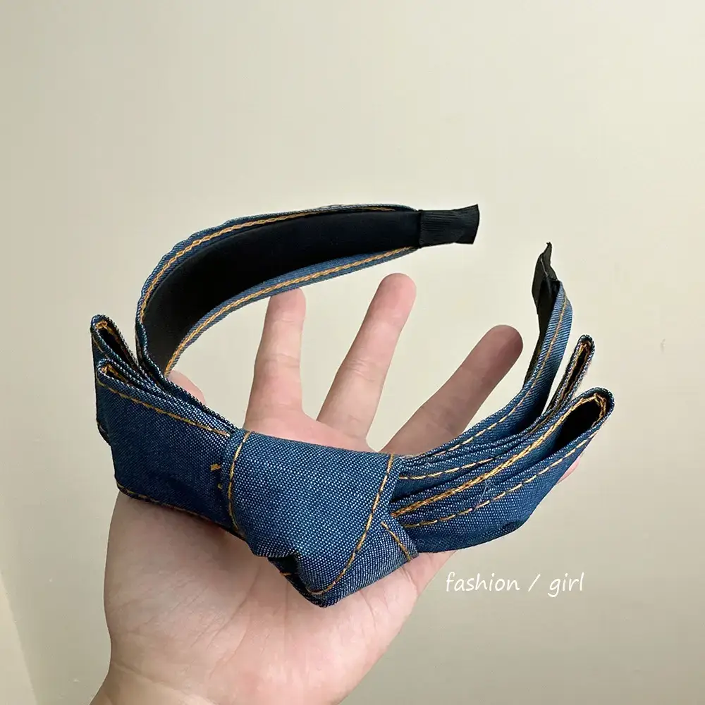 Blue Cranial Top Headband with Gold Chain Twist — feature 10