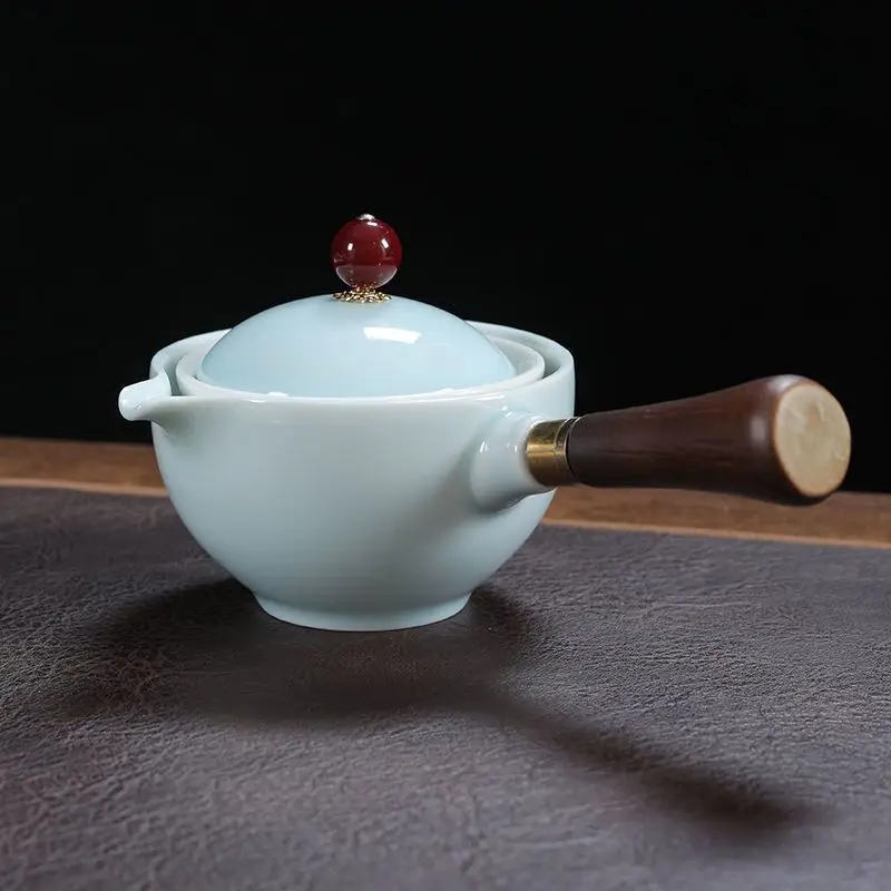Blue Floral Travel Tea Set with Wooden Handle - Image 46