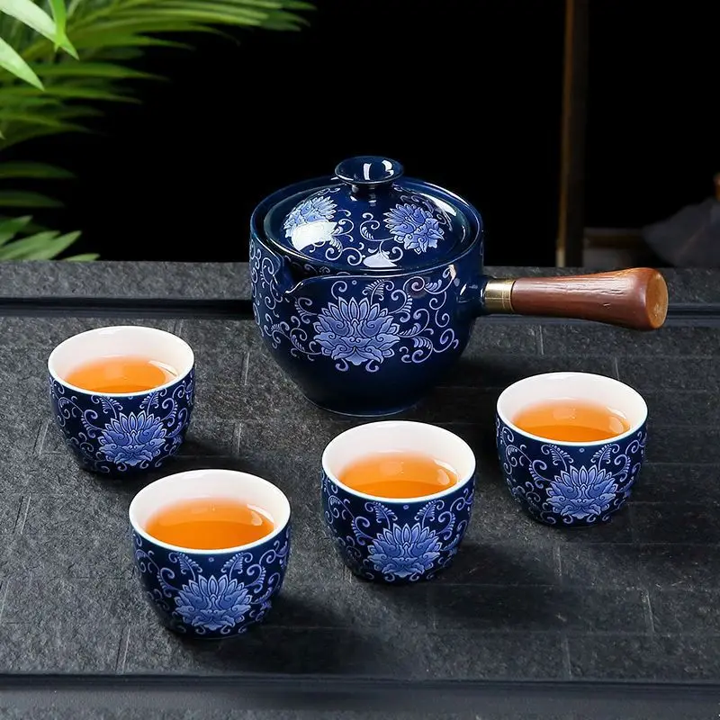 Blue Floral Travel Tea Set with Wooden Handle - Image 40