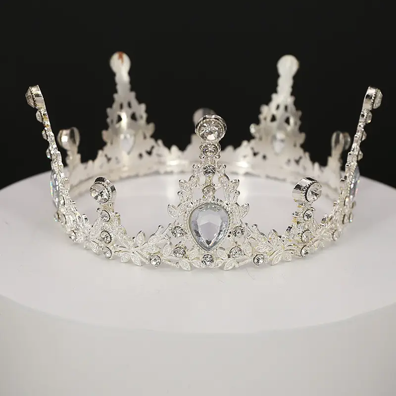 Luxury Gold Rhinestone Crown for Birthday & Events - Image 2