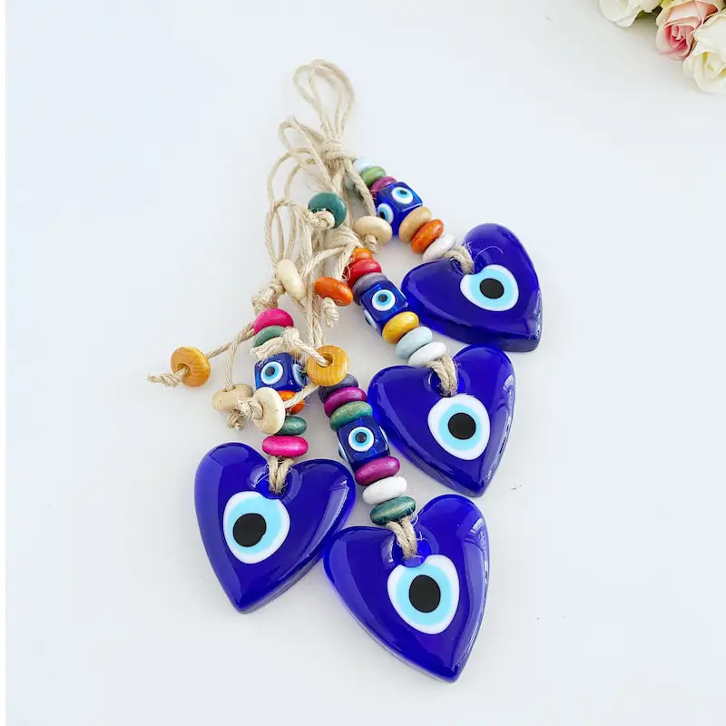 Heart-shaped Blue Eyes Devil's Eye Pendant Set - Image 4