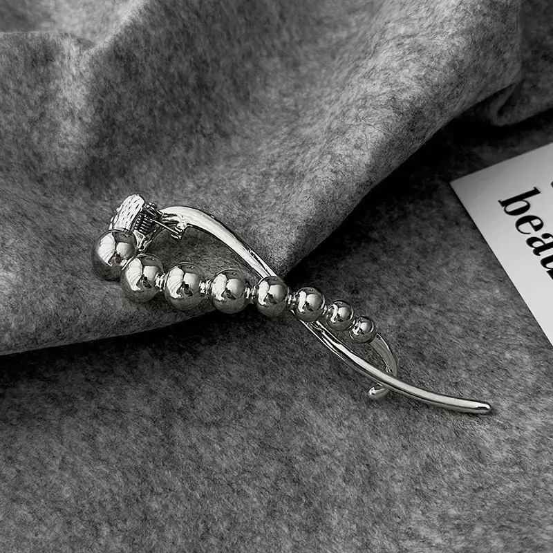 Silver Hair Clip with Frog Design for Women - Image 3