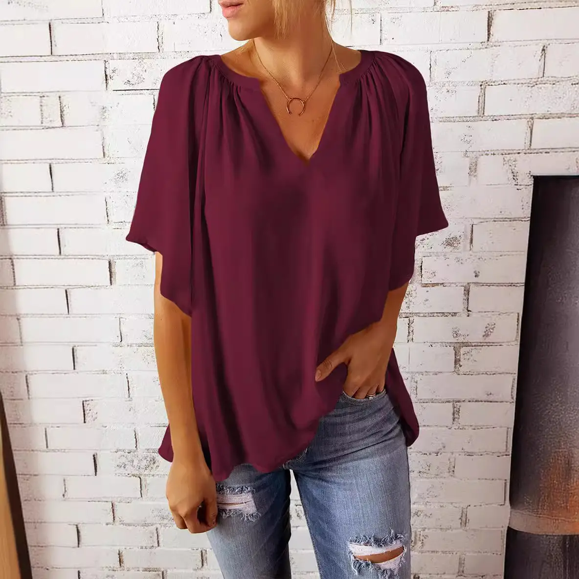 European American V-Neck Loose Sleeve T-Shirt Maroon