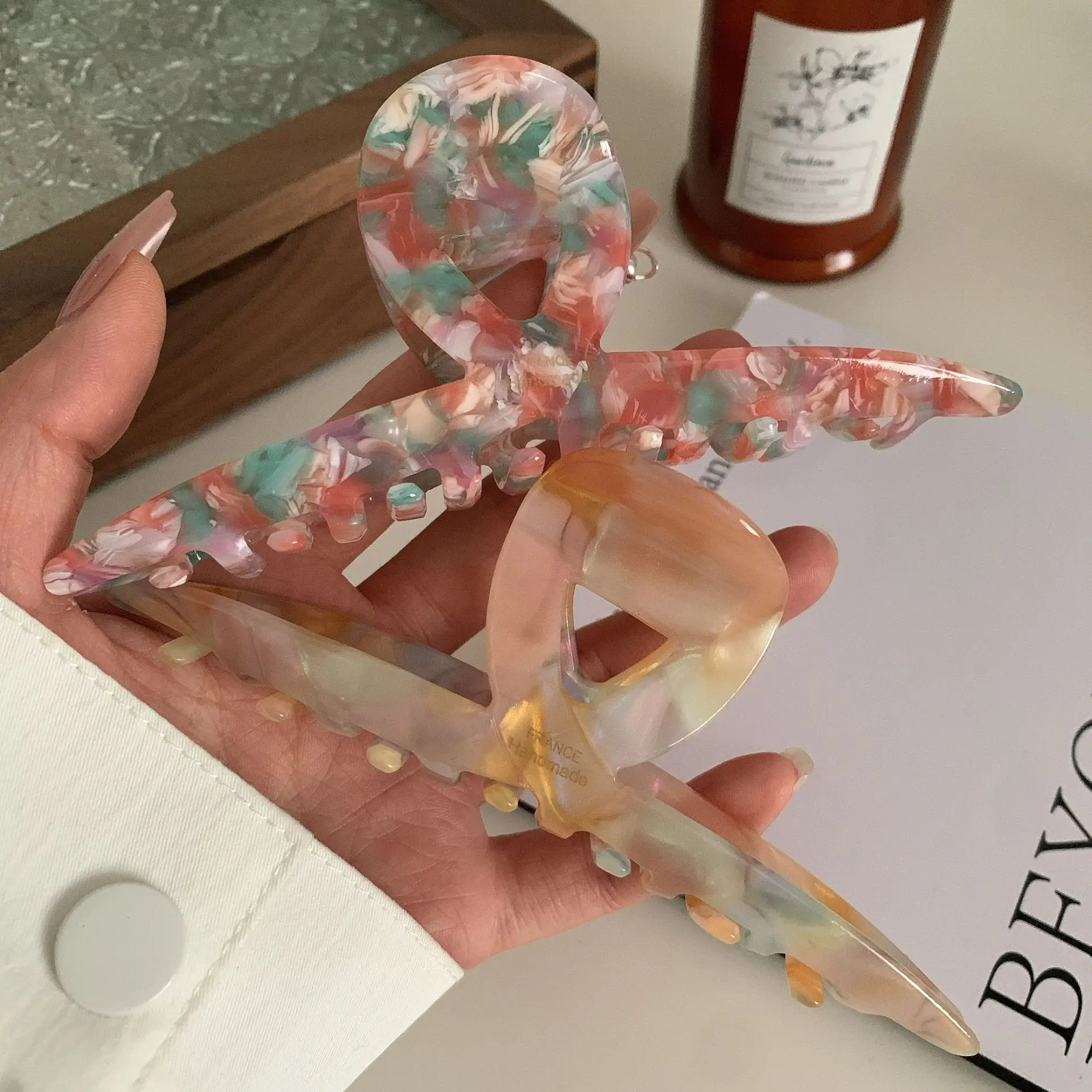 Korean Style Acrylic Shark Clip for Women Hairpin