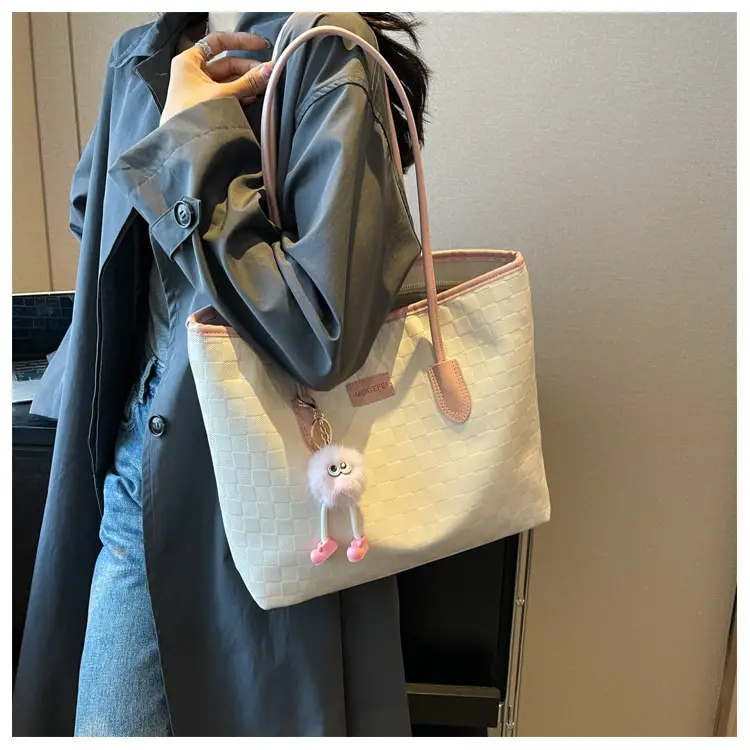Black Embroidered Tote Bag for Women 2026 — feature 23