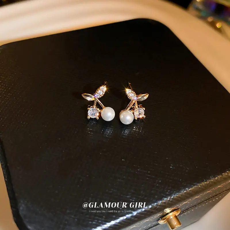Silver Pearl Earrings with Zircon Flower Design - Image 3