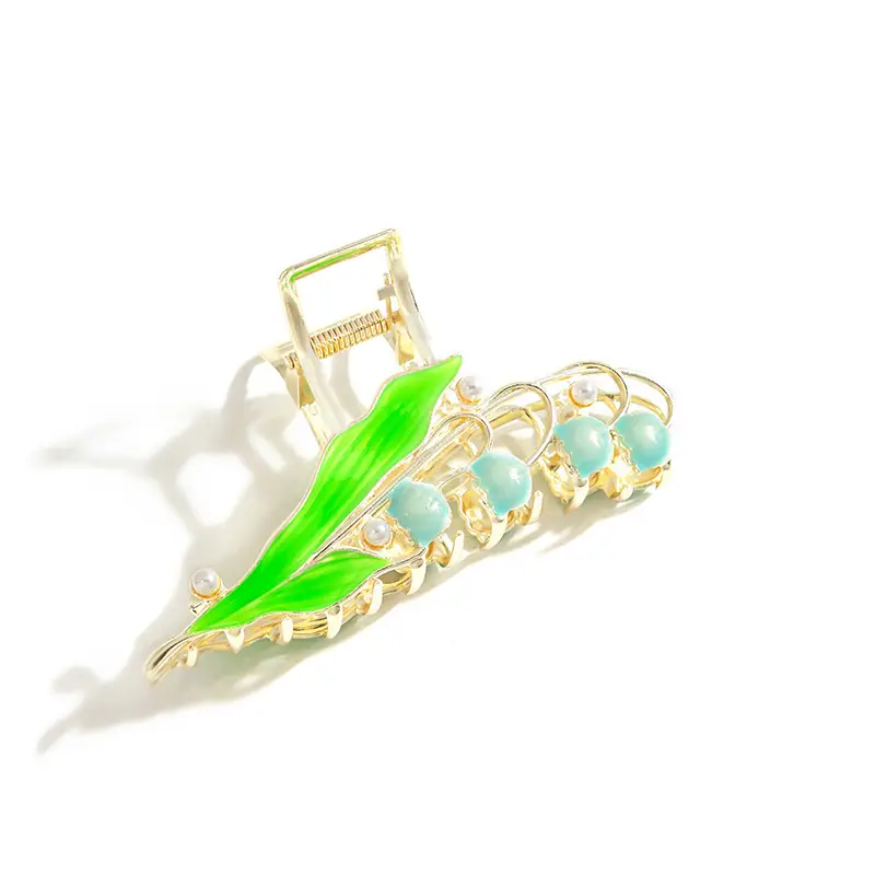 Golden Tulip Hairpin with Green Leaf Design - Image 5