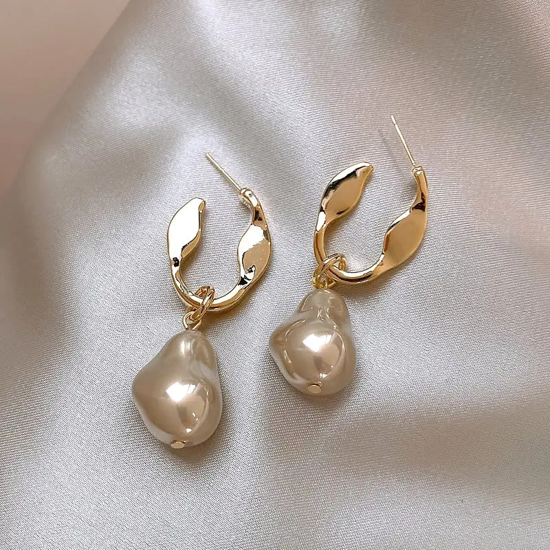 Vintage Pearl Dangle Earrings Gold Plated