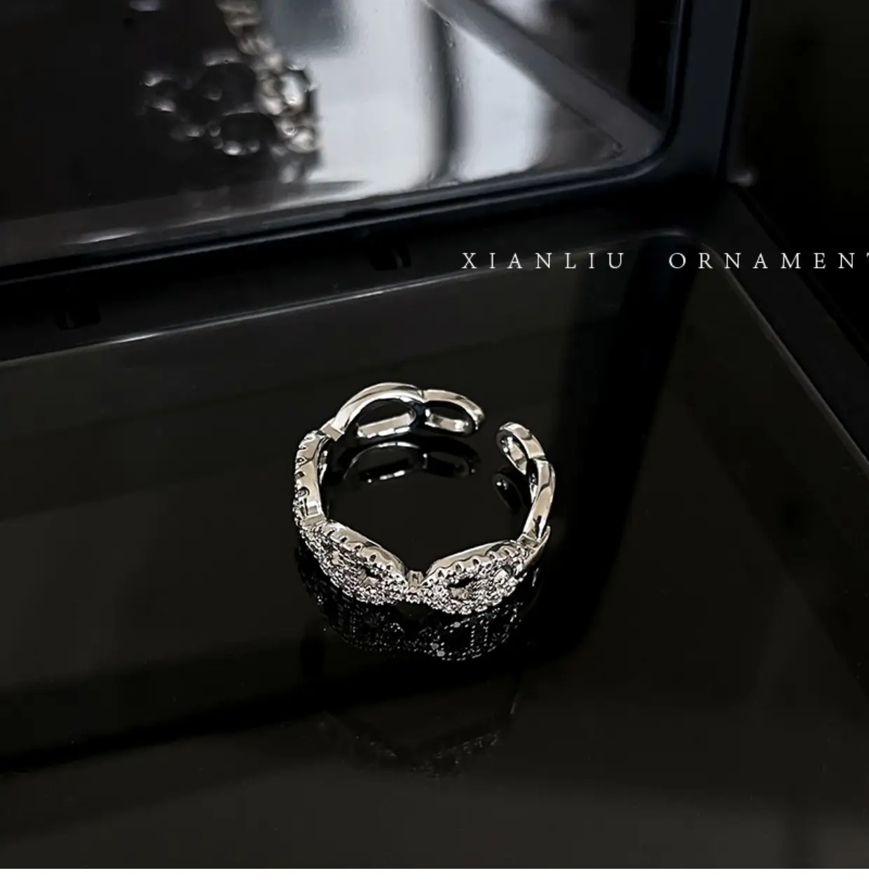 Women's Zircon Pig Nose Ring High-End Fashion 2025 — feature 42