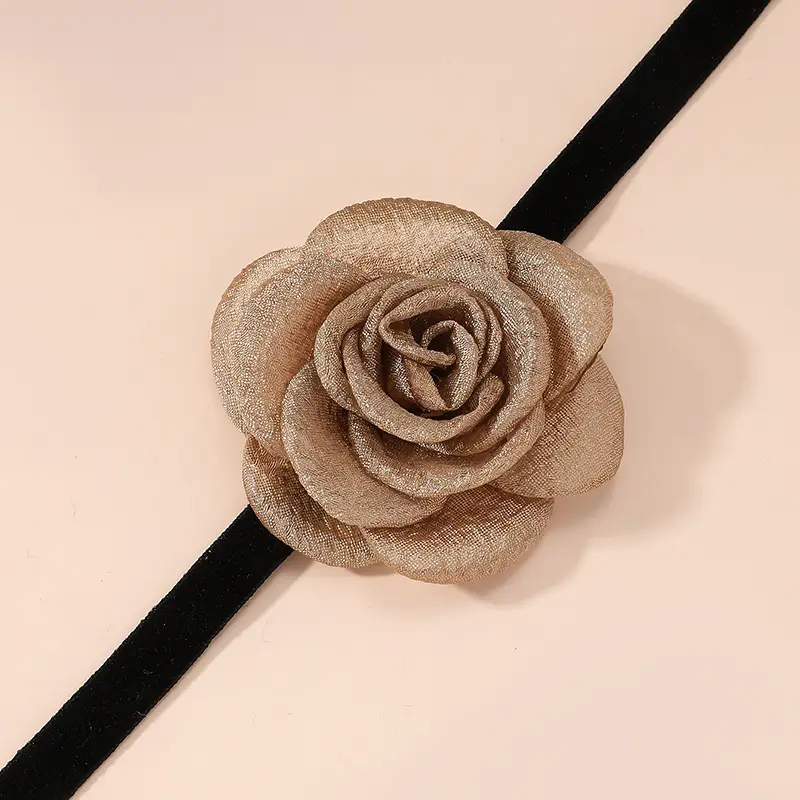 Rose Collar Necklace with Lace-Up Chain for Women - Image 4