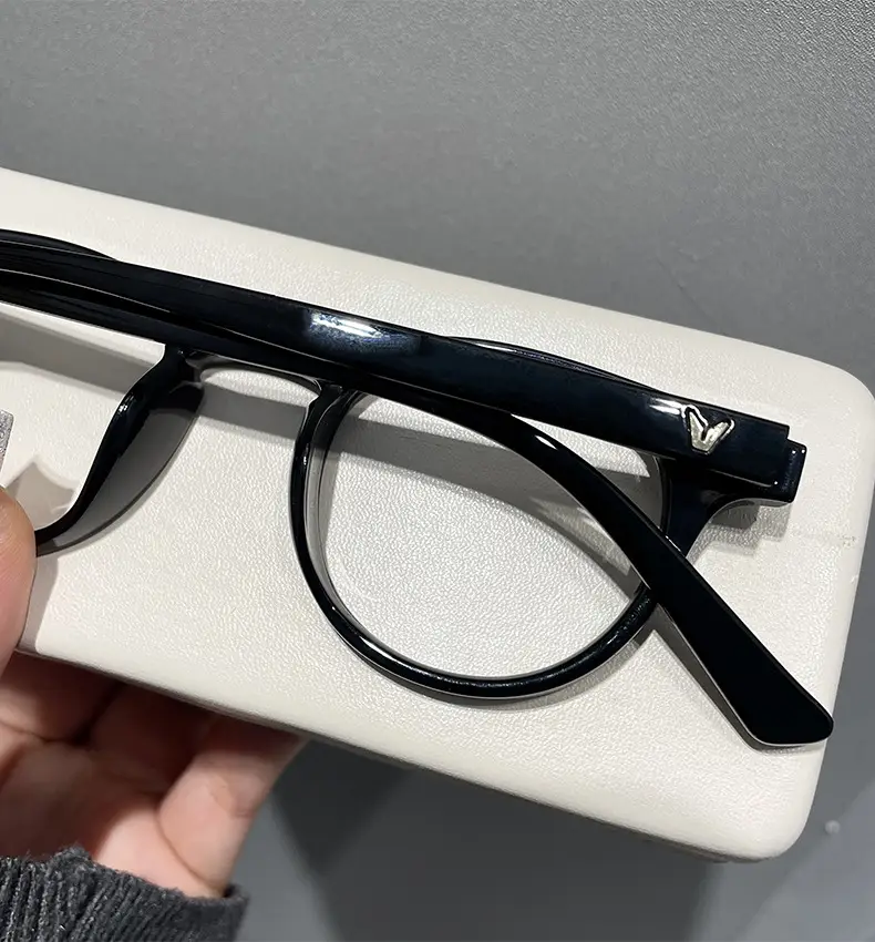 Black Rimmed Women's Myopia Glasses Retro Round Frame — feature 7