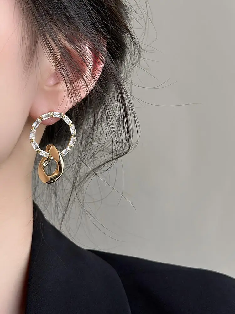 Dark Glory Park Yeon-Jin Rhinestone Hoop Earrings Light Luxury High-End Fashion — feature 17