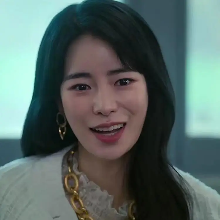 Dark Glory Park Yeon-Jin Rhinestone Hoop Earrings Light Luxury High-End Fashion — feature 9