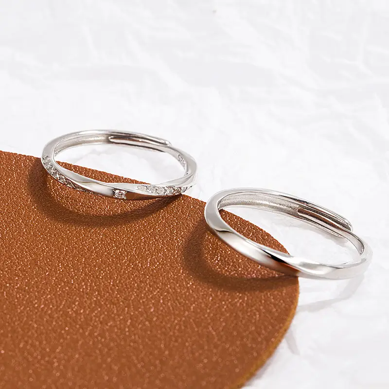 925 Sterling Möbius Couple Rings Light Luxury Open End - Image 4