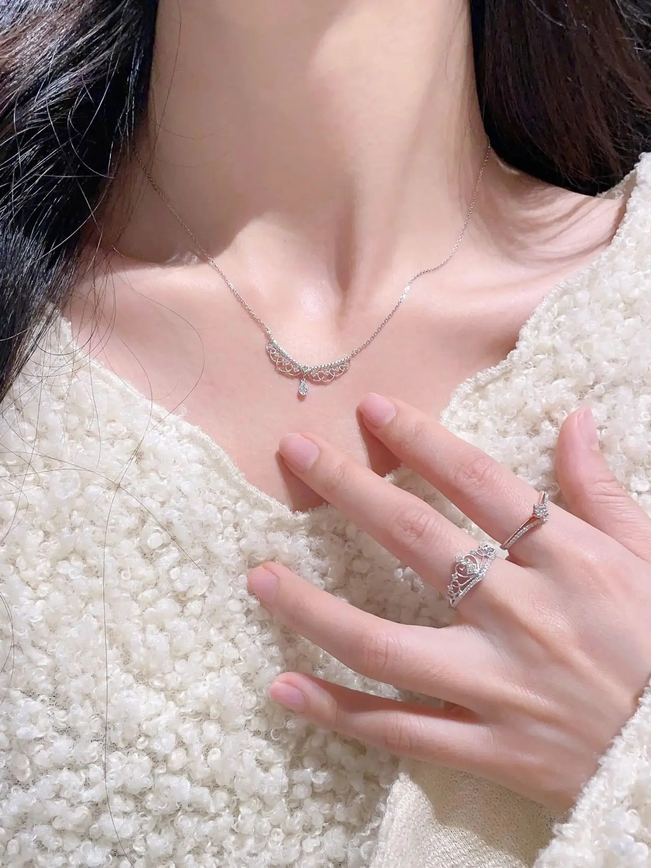 Women's Fireworks Castle Necklace with Diamond Collar — feature 5