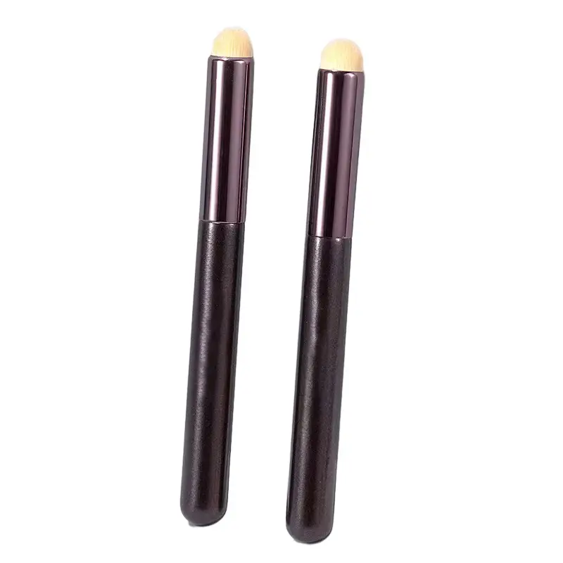 Round Head Lip Brush for Natural Lip Color - Image 5