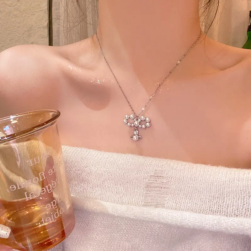 Titanium Steel Zircon Bow Clavicle Necklace for Women - Image 3