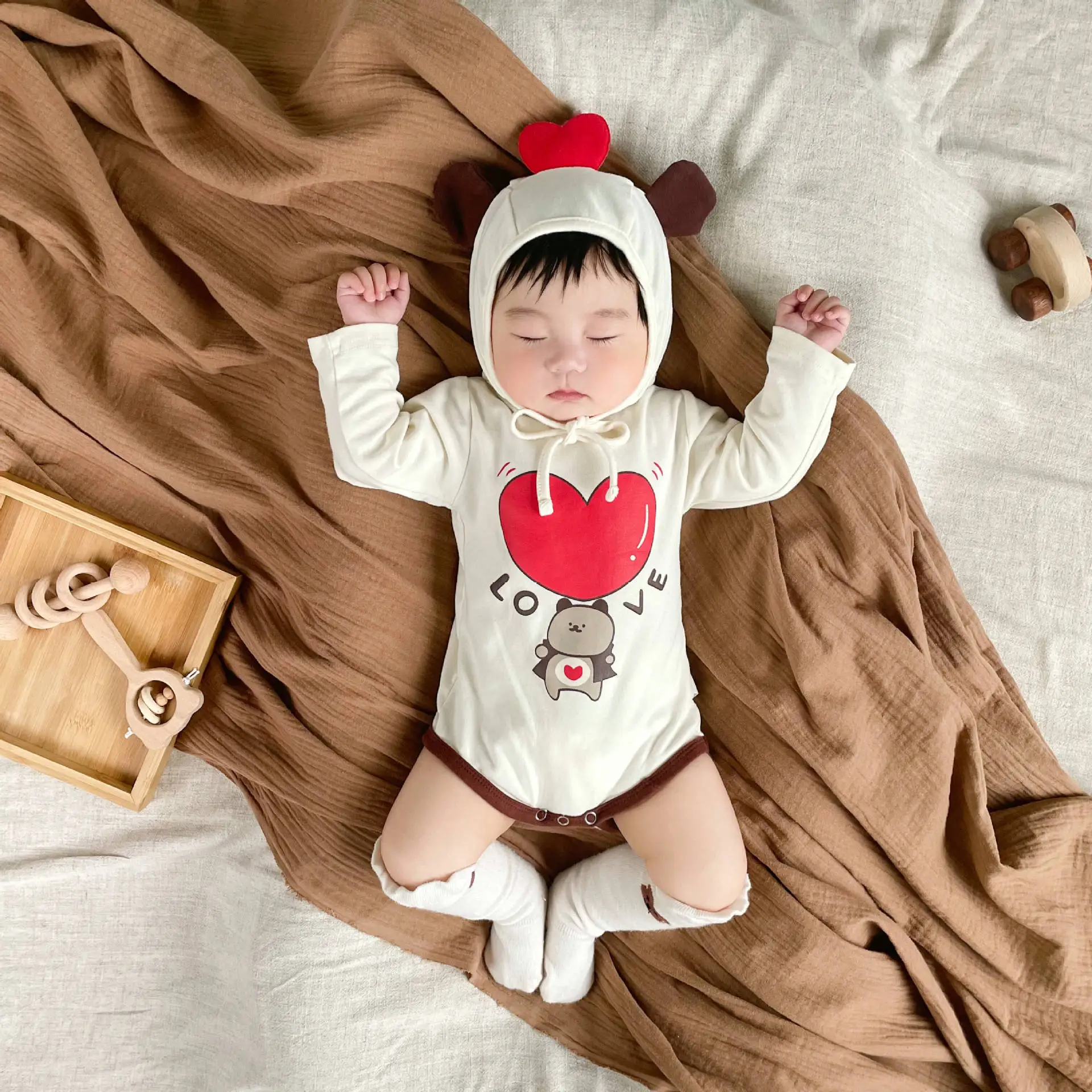 Korean Style Baby Heart Bear Jumpsuit Set — feature 23