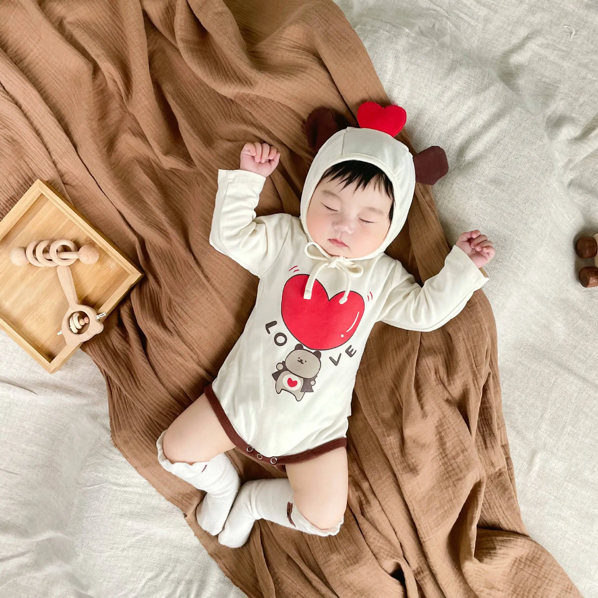 Korean Style Baby Heart Bear Jumpsuit Set — feature 24
