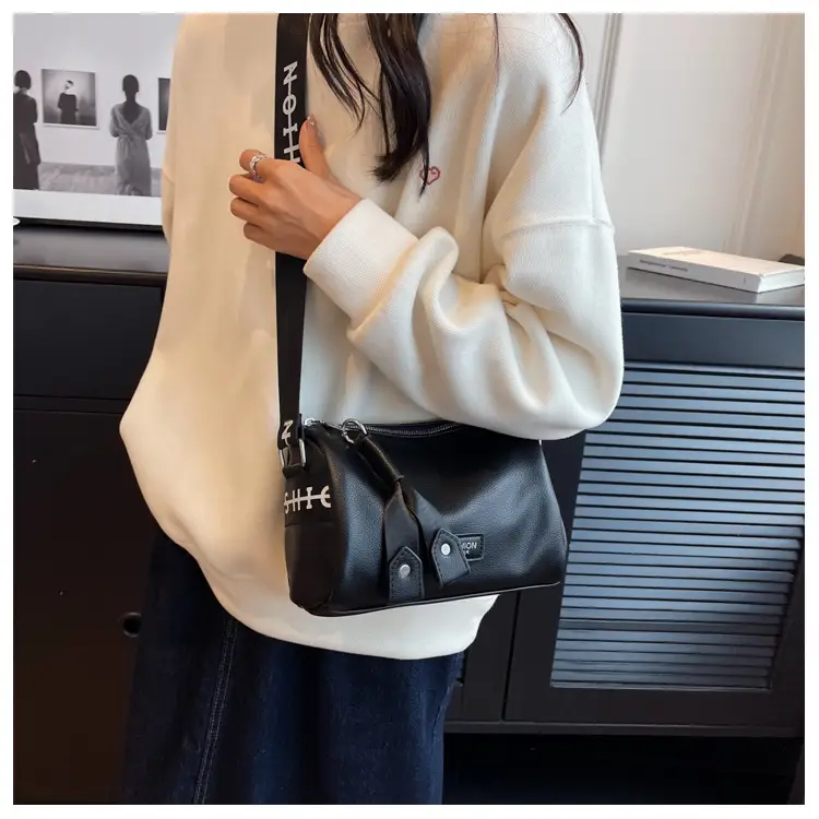Women's Black Leather Shoulder Crossbody Bag with Wide Strap — feature 29