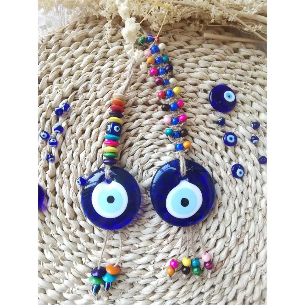 Turkish Style Blue Eye Pendant with Evil Eye Design — feature 15