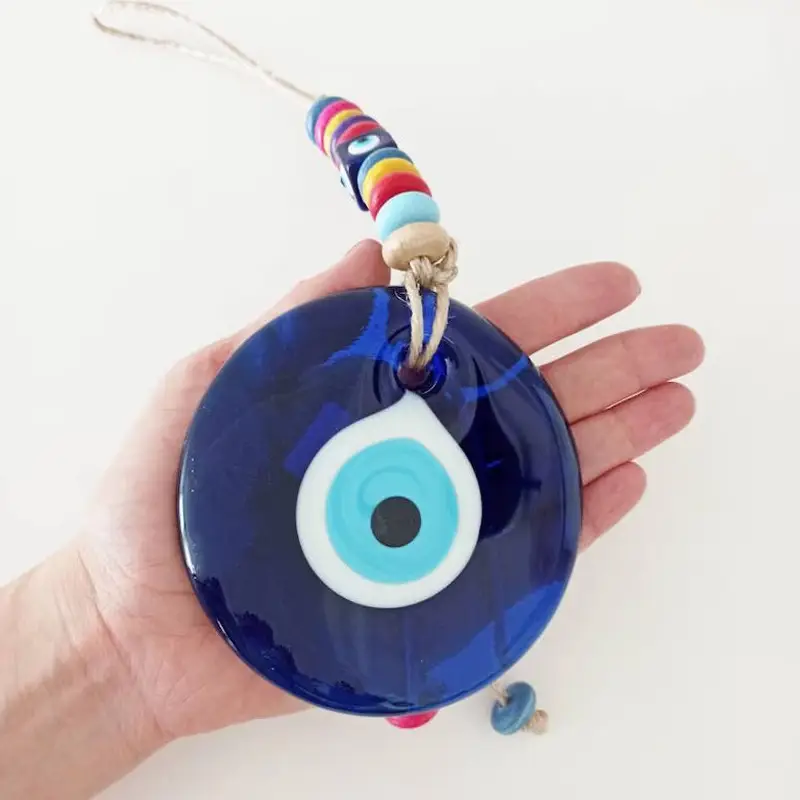 Turkish Style Blue Eye Pendant with Evil Eye Design — feature 2