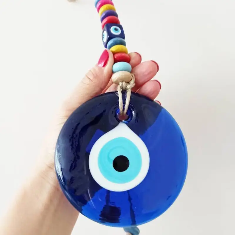 Turkish Style Blue Eye Pendant with Evil Eye Design — feature 4