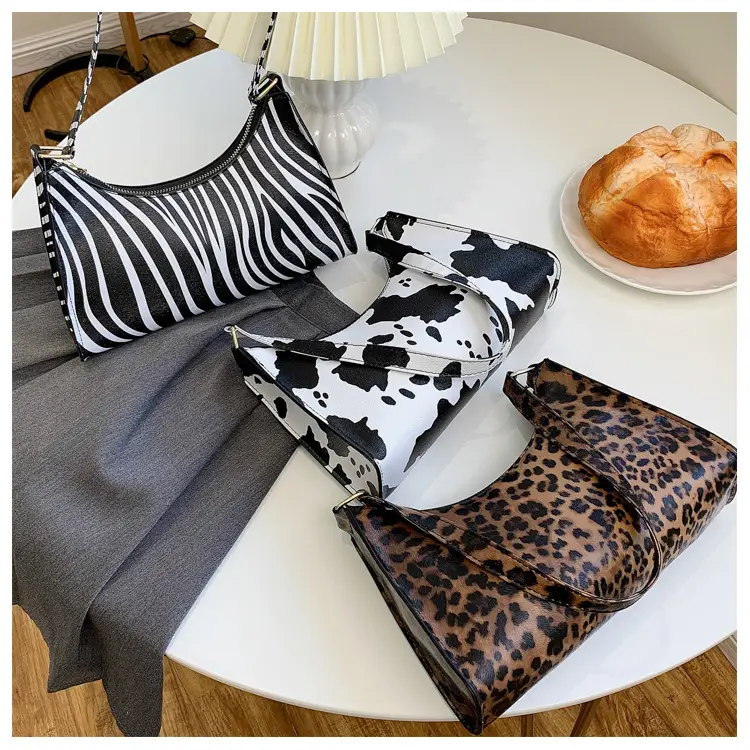 Cow Print Shoulder Bag for Women Leopard Pattern 2025 - Image 4