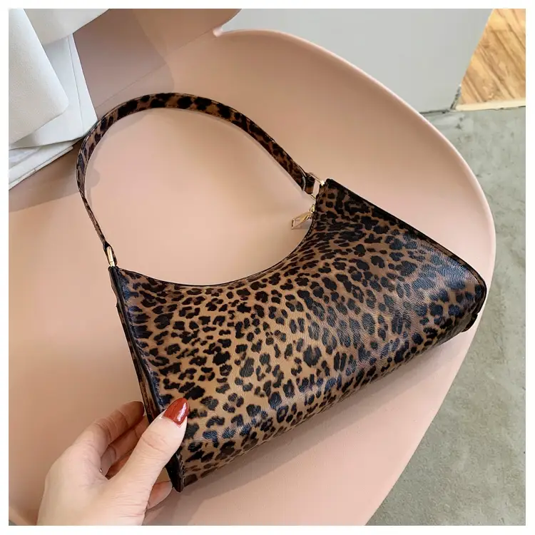 Cow Print Shoulder Bag for Women Leopard Pattern 2025 — feature 13