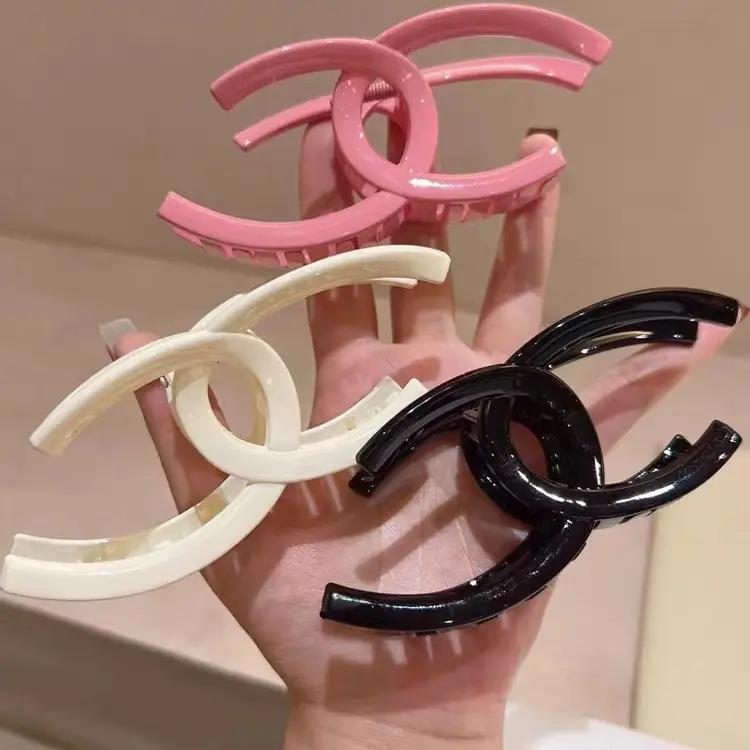 Pink Acrylic Double C Hair Grab Clip - Image 4
