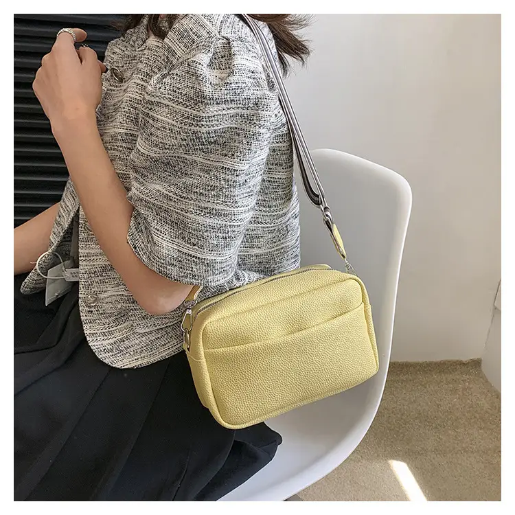 Women's Black Crossbody Bag Small Square 2023 — feature 10