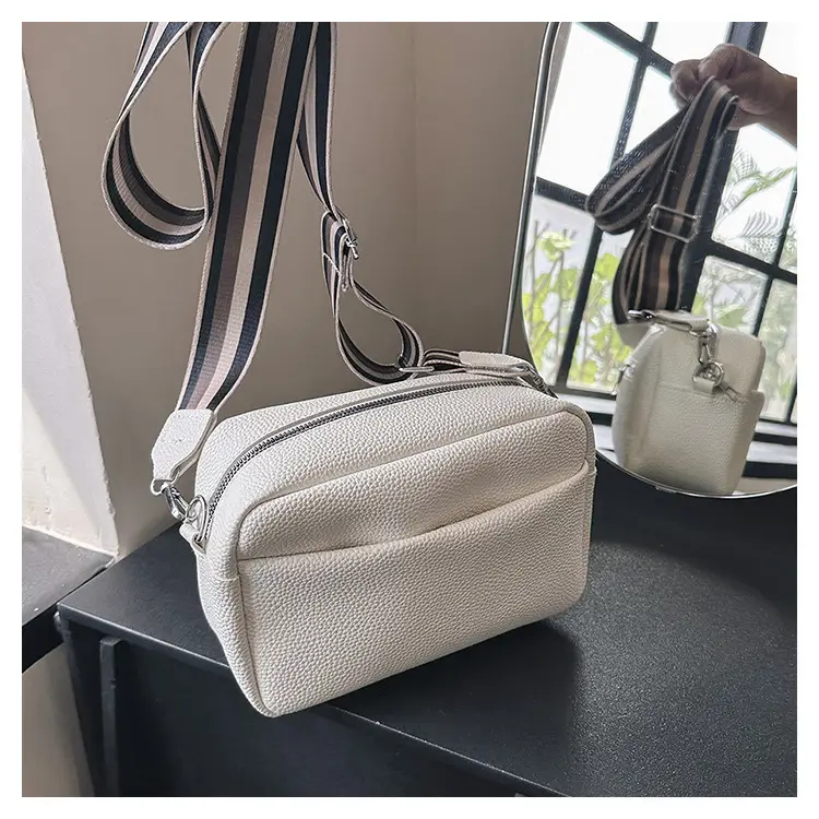 Women's Black Crossbody Bag Small Square 2023 — feature 23