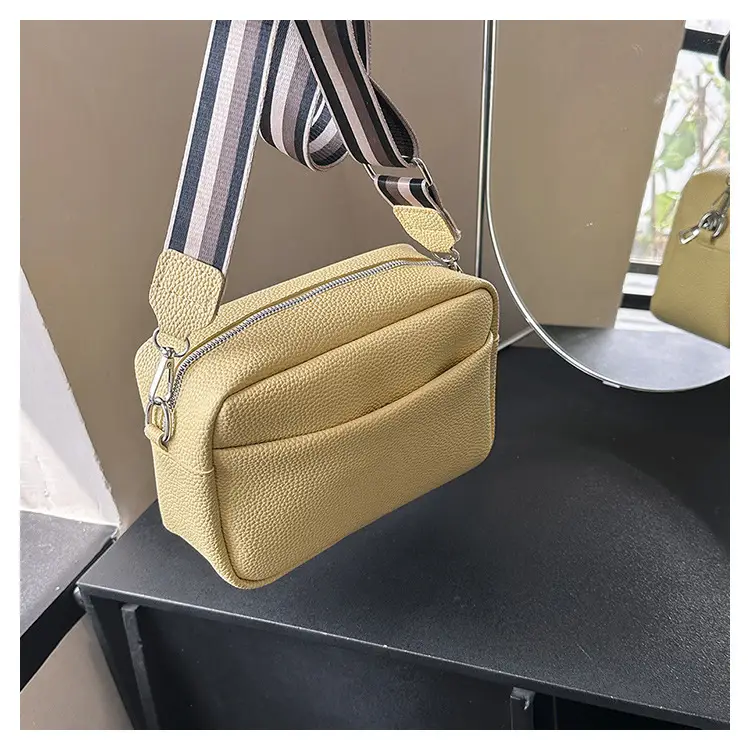 Women's Black Crossbody Bag Small Square 2023 — feature 24