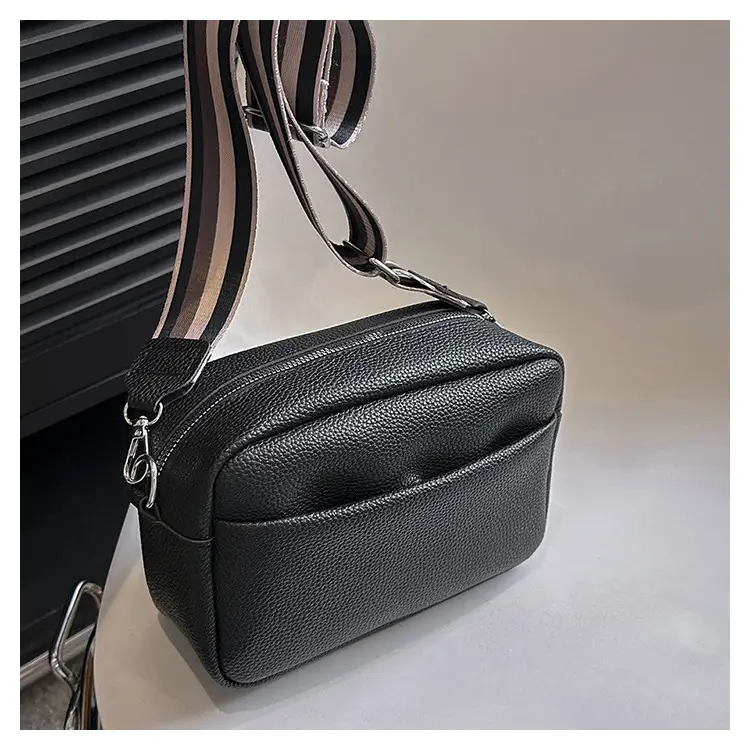 Women's Black Crossbody Bag Small Square 2023 — feature 25