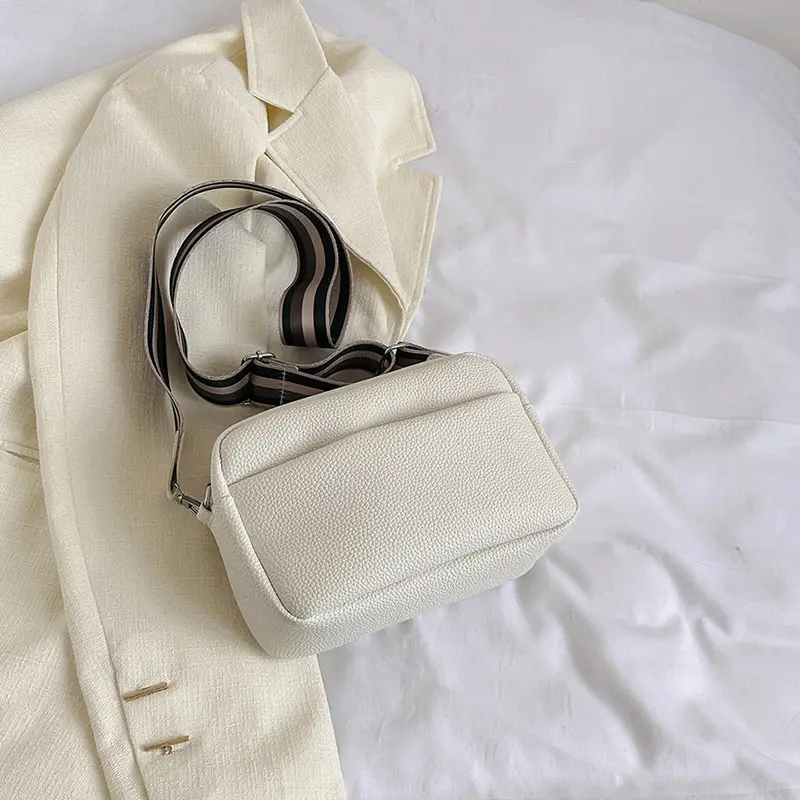 Women's Black Crossbody Bag Small Square 2023 - Image 2