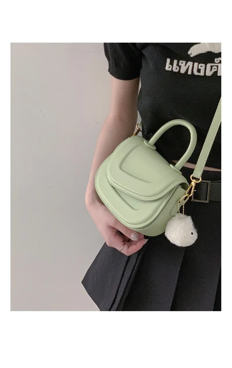 Women's White Square Shoulder Bag 2023 Korean Style — feature 31