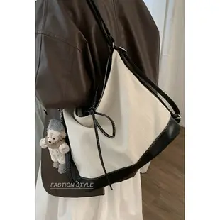 Women's White Square Shoulder Bag 2023 Korean Style — feature 7