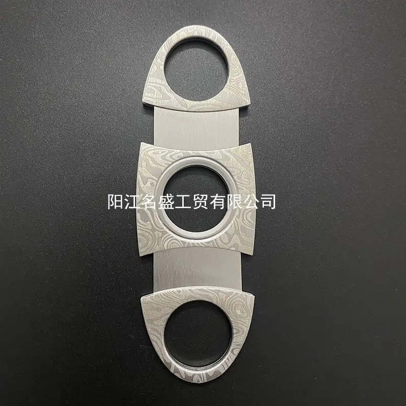 Stainless Steel Cigar Cutter Double Blade Sharp Portable — feature 10