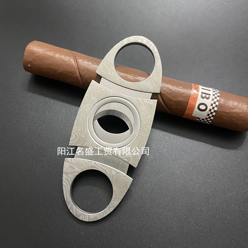 Stainless Steel Cigar Cutter Double Blade Sharp Portable — feature 6