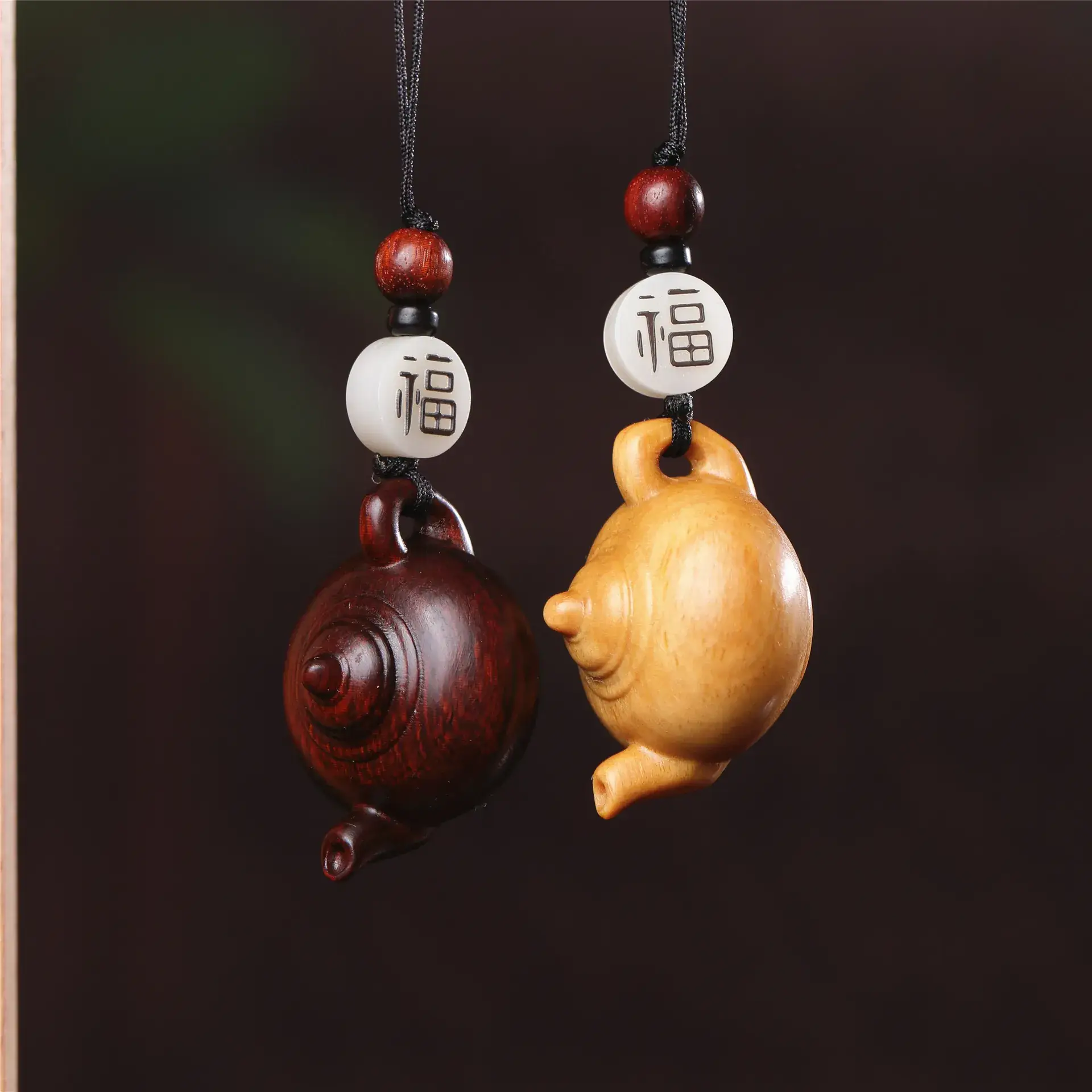 Hu Wooden Mobile Phone Pendant Gift Keychain - Image 4