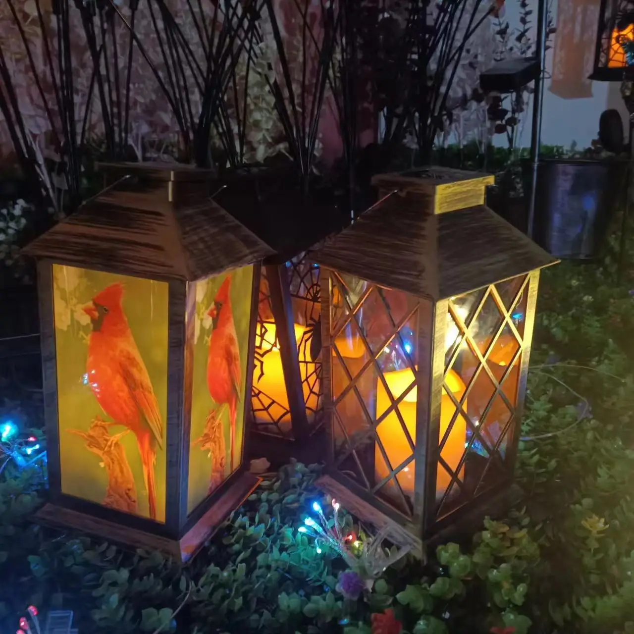 Solar Wind Lamp Candle Palace Lantern Retro Atmosphere — feature 1