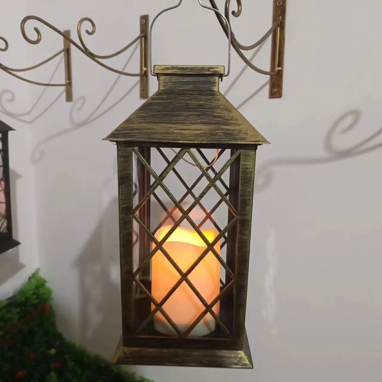 Solar Wind Lamp Candle Palace Lantern Retro Atmosphere — feature 7