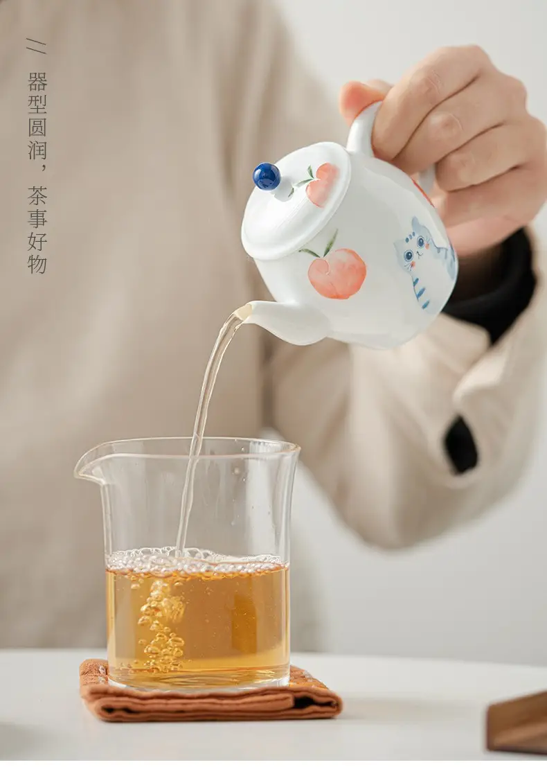 Hand-painted cat ceramic tea set for single cup — feature 8