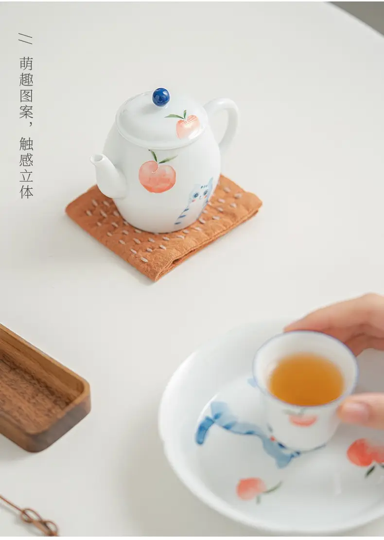 Hand-painted cat ceramic tea set for single cup — feature 9